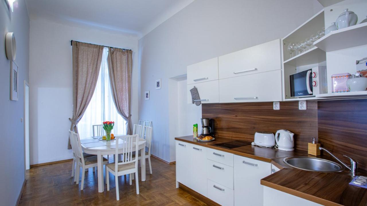 Michalska Apartment Πράγα Εξωτερικό φωτογραφία